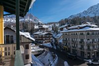 DSC00723 : 3 Stars, Cortina, RAW