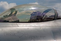 K20D4008 edited-1 : 3 Stars, RAW, Farnborough 2010