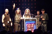 P1000413 edited-1 : 3 Stars, Golden Gods 2009, JPG, Compare, Golden Gods