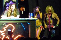 P1000919 edited-1 : 2 Stars, JPG, Golden Gods 2010