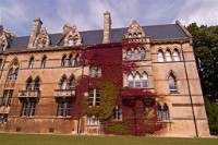 K20D2024 edited-1 : 3 Stars, RAW, Oxford