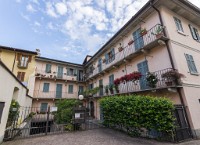 PK5 3881 : 3 Stars, RAW, Stresa